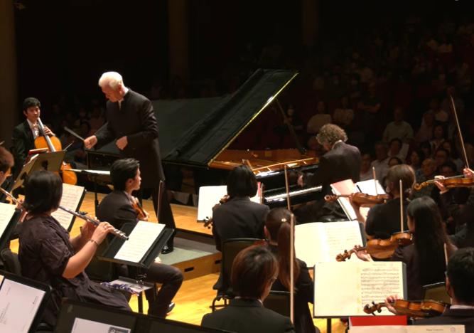 Concert Veil on stage 7